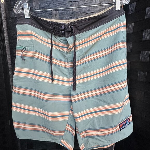 Patagonia M's Wavefarer - 32W-9I, multistriped - Picture 1 of 7